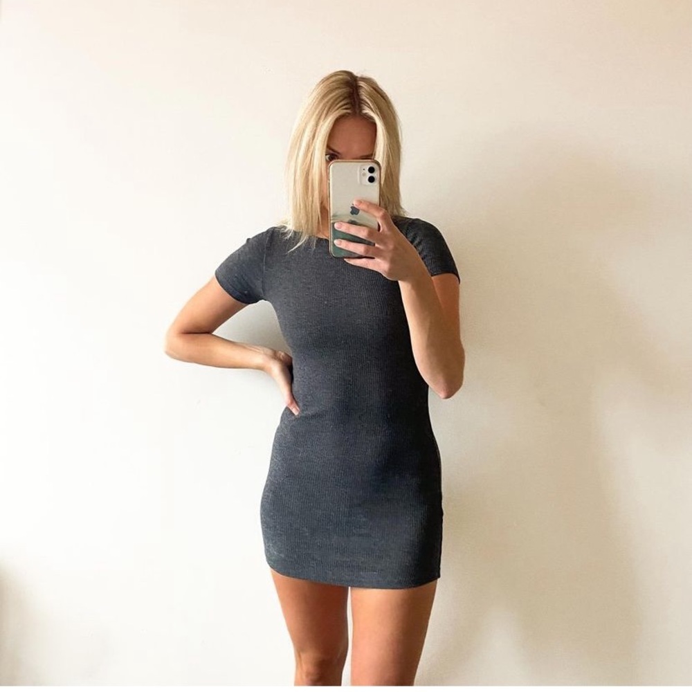 kendall and kylie dress